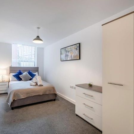 A Modern Apartment In Preston City Centre Buitenkant foto
